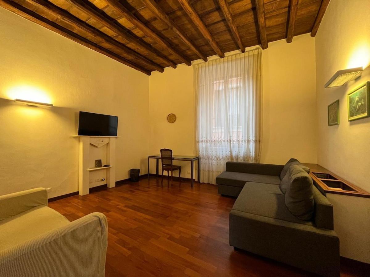 Apartment La Dolce - Rione Campo Marzio The Beating Heart Of *